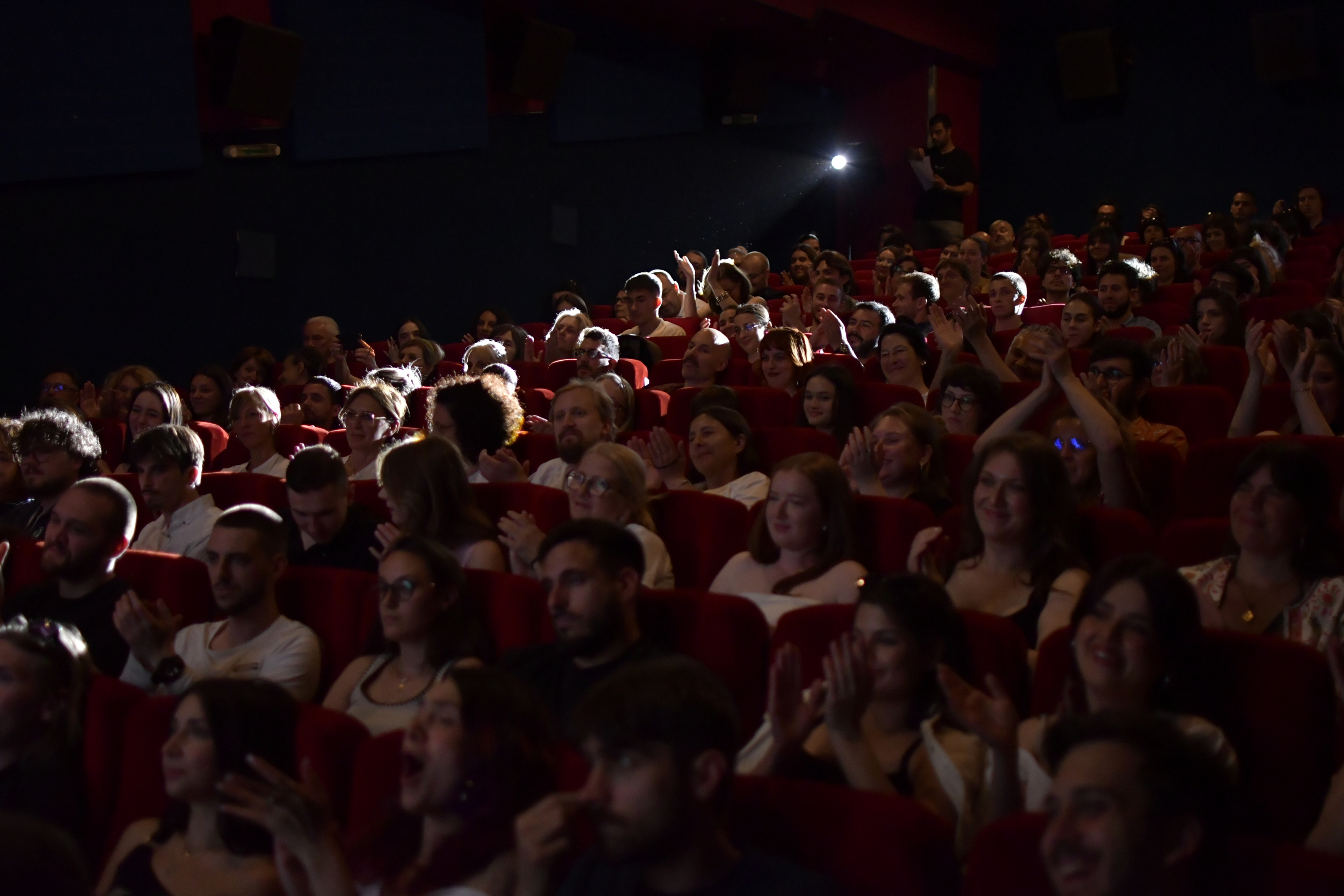Tuckwood Cineplex / Audience